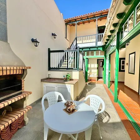 Hébergement de vacances Guanche 'traditional Canarian House'